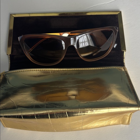 Tory Burch Brown Sunglasses with Gold-Tone Case main image 4